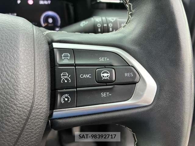 Jeep COMMANDER 2023-10 8829593-22