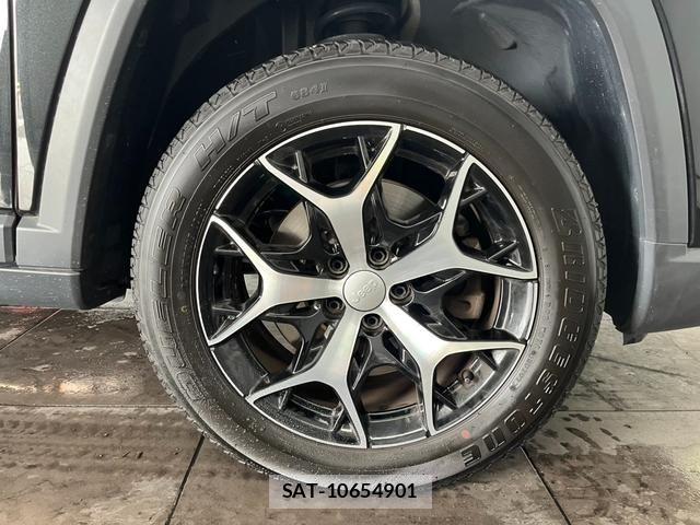 Jeep COMMANDER 2023-12 8829592-15