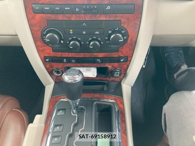 Jeep COMMANDER 2007-05 8829594-15