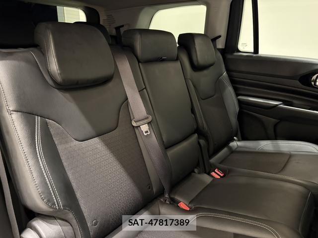 Jeep COMMANDER 2023-06 8871210-4