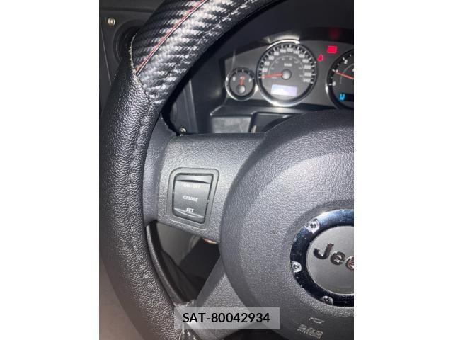 Jeep COMMANDER 2009-04 8880199-18