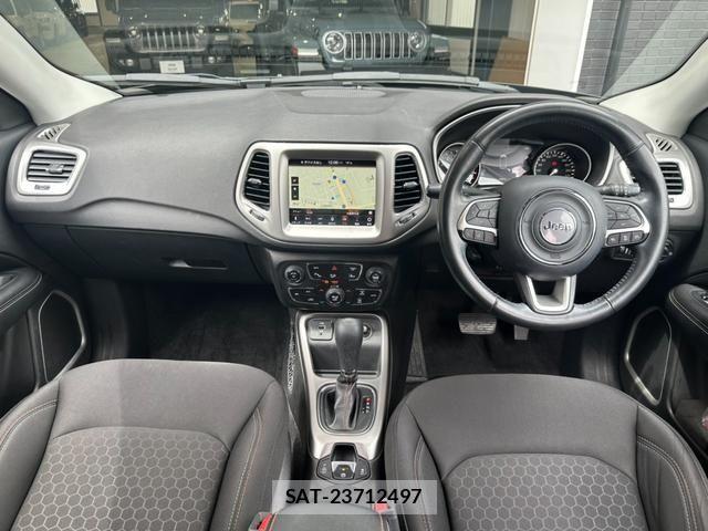 Jeep COMPASS 2019-08 6906840-10