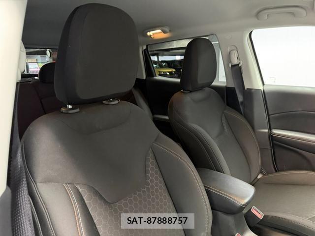 Jeep COMPASS 2019-04 7220028-3