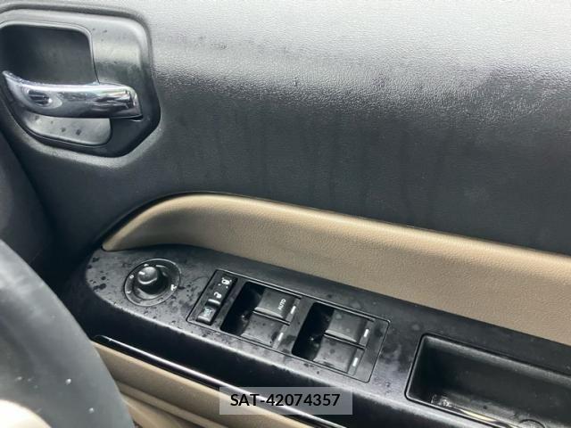 Jeep COMPASS 2012-07 7617226-17