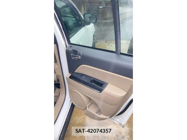 Jeep COMPASS 2012-07 7617226-23