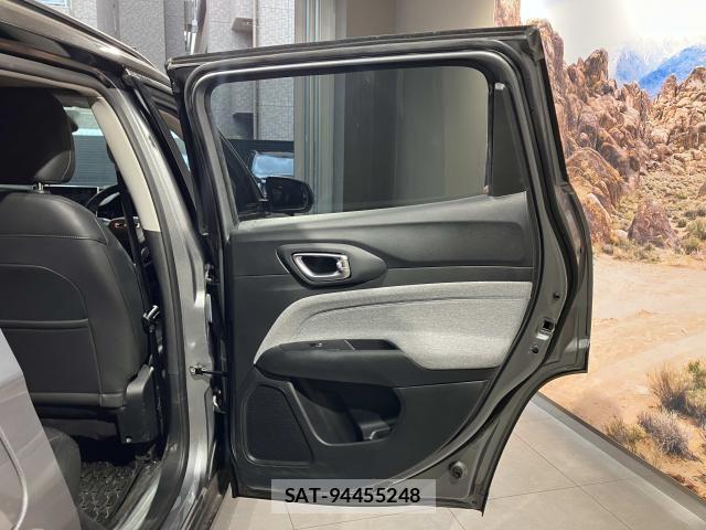 Jeep COMPASS 2021-07 8130652-28