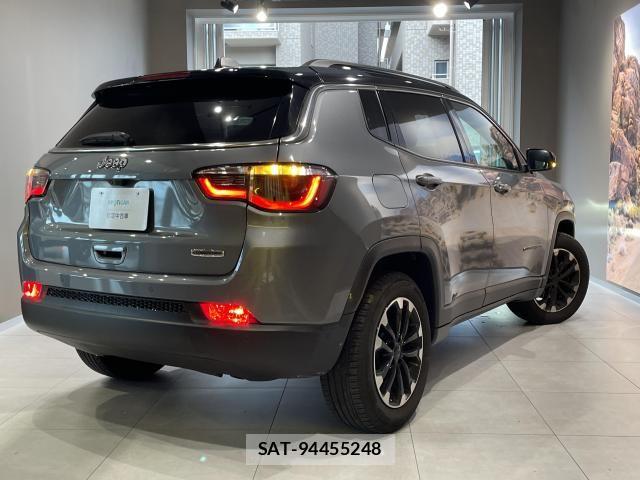 Jeep COMPASS 2021-07 8130652-6