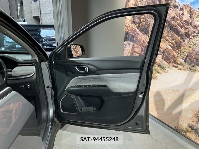 Jeep COMPASS 2021-07 8130652-7