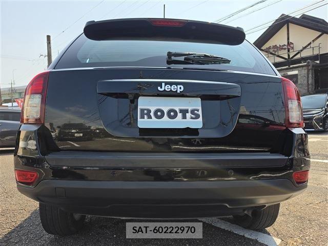 Jeep COMPASS 2017-06 8412974-15