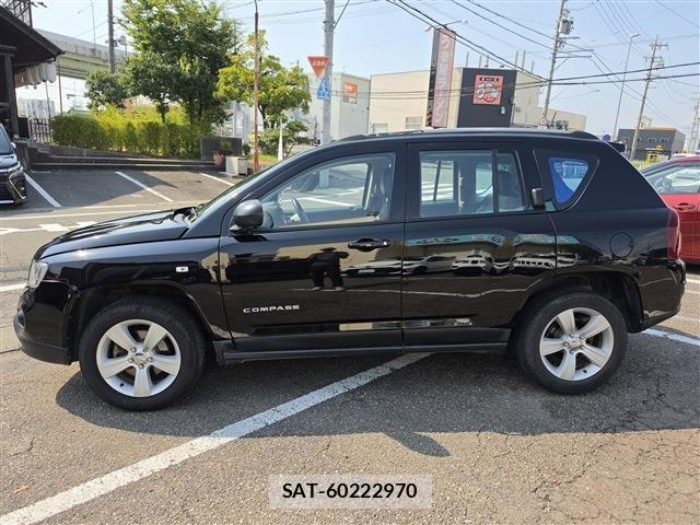 Jeep COMPASS 2017-06 8412974-17