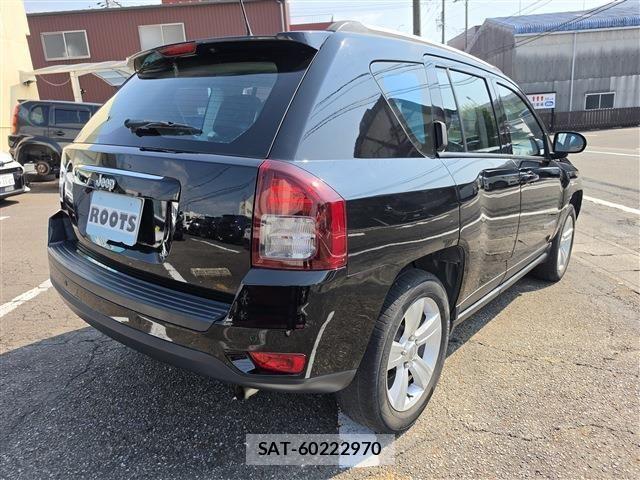 Jeep COMPASS 2017-06 8412974-1