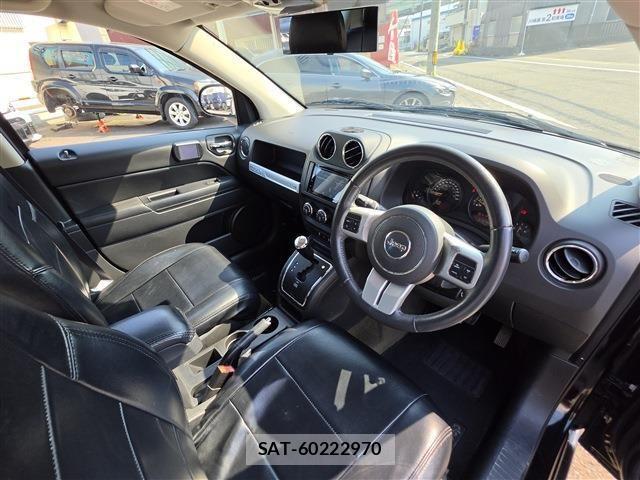 Jeep COMPASS 2017-06 8412974-3