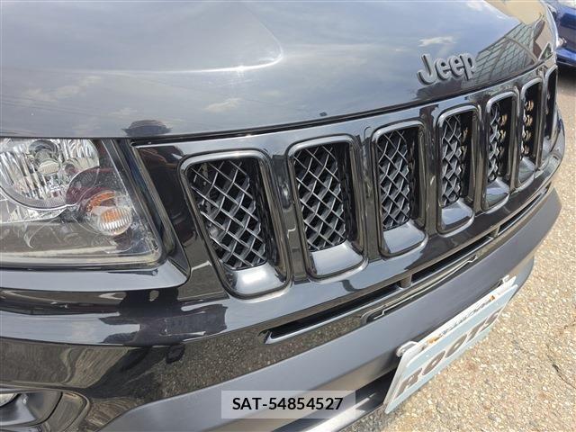 Jeep COMPASS 2015-04 8412975-17