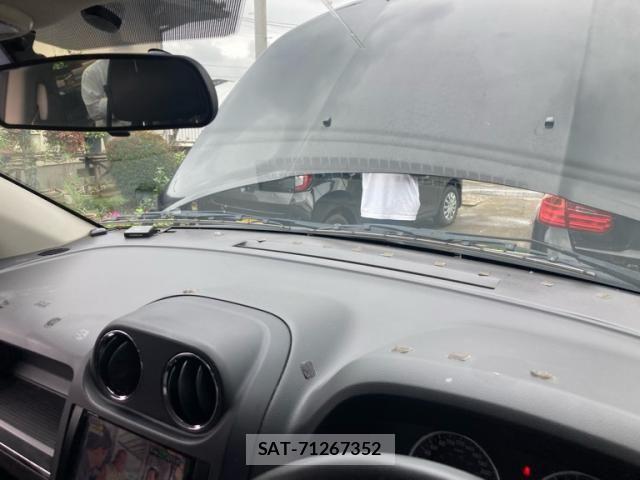 Jeep COMPASS 2012-06 8849407-20