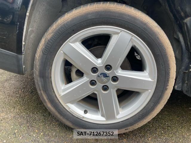 Jeep COMPASS 2012-06 8849407-6