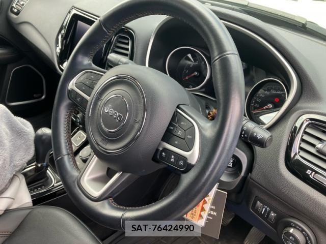 Jeep COMPASS 2018-08 5869772-16