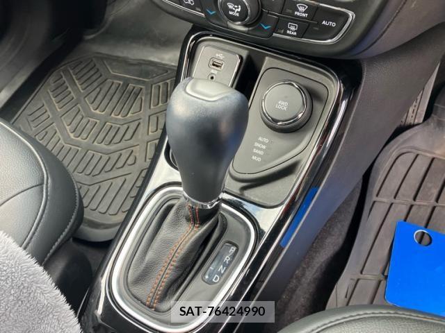 Jeep COMPASS 2018-08 5869772-18