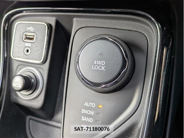 Jeep COMPASS 2019-02 6612426-22