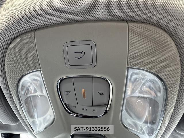 Jeep COMPASS 2018-06 6815392-27