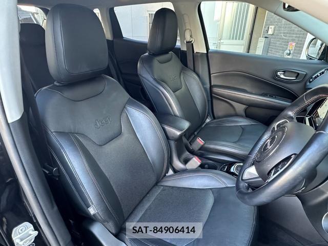 Jeep COMPASS 2018-01 8207994-3