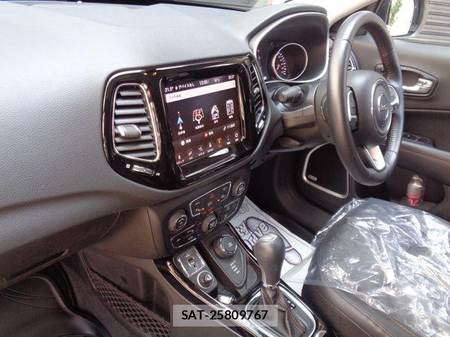 Jeep COMPASS 2020-09 8207995-21