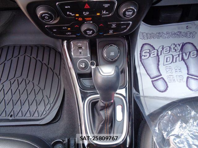 Jeep COMPASS 2020-09 8207995-24