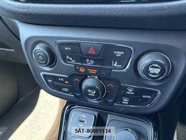 Jeep COMPASS 2018-07 8207993-14