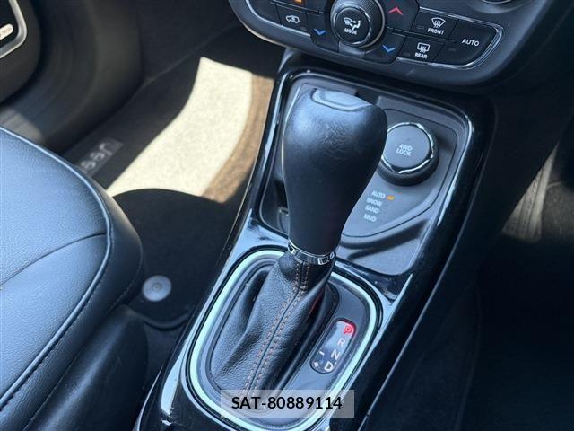 Jeep COMPASS 2018-07 8207993-16