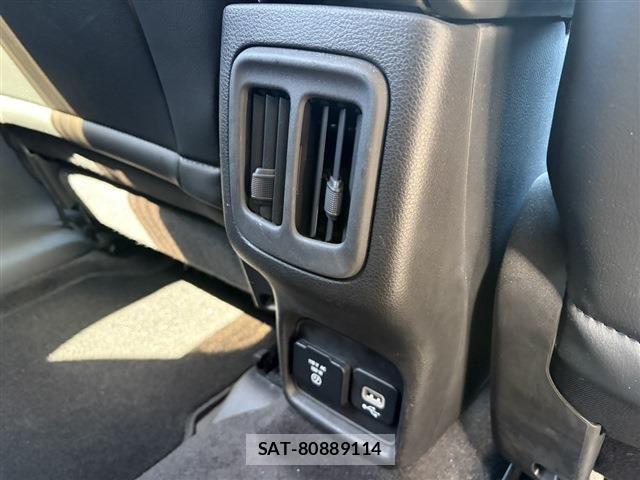 Jeep COMPASS 2018-07 8207993-27