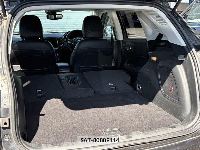 Jeep COMPASS 2018-07 8207993-29