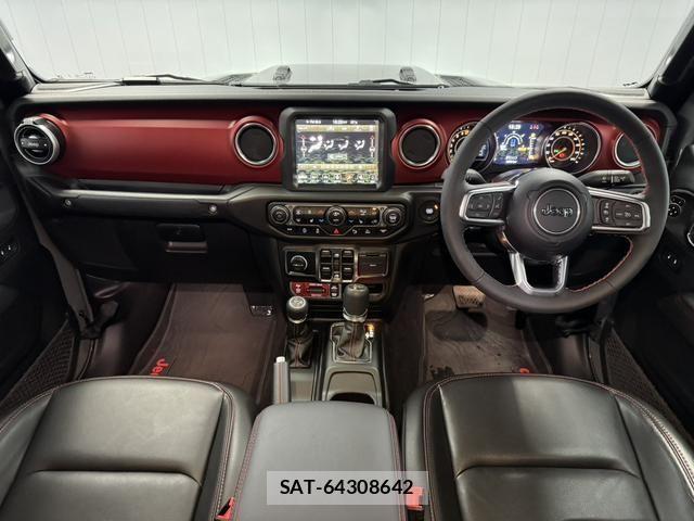 Jeep GLADIATOR 2024-08 957589-10