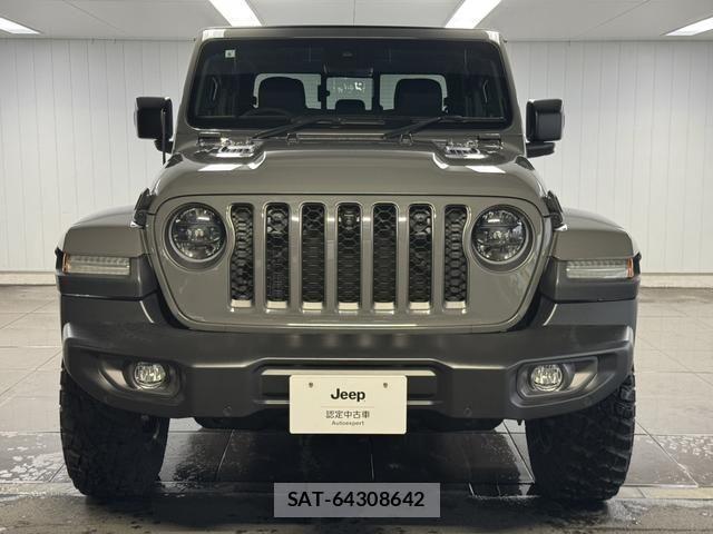 Jeep GLADIATOR 2024-08 957589-16