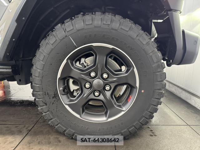 Jeep GLADIATOR 2024-08 957589-19