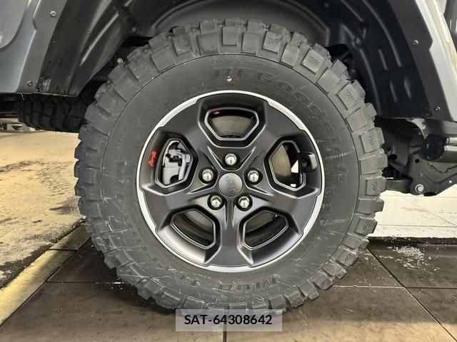 Jeep GLADIATOR 2024-08 957589-20
