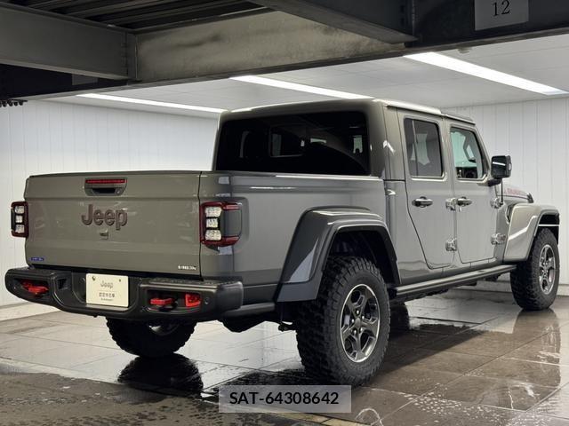 Jeep GLADIATOR 2024-08 957589-2