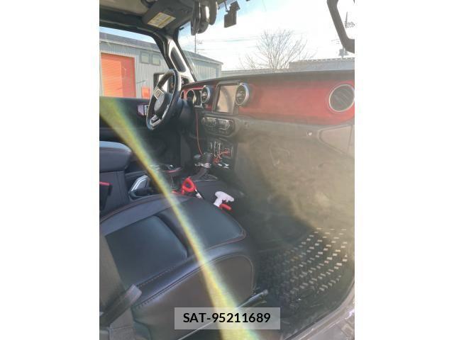 Jeep GLADIATOR 2021-06 1625307-18