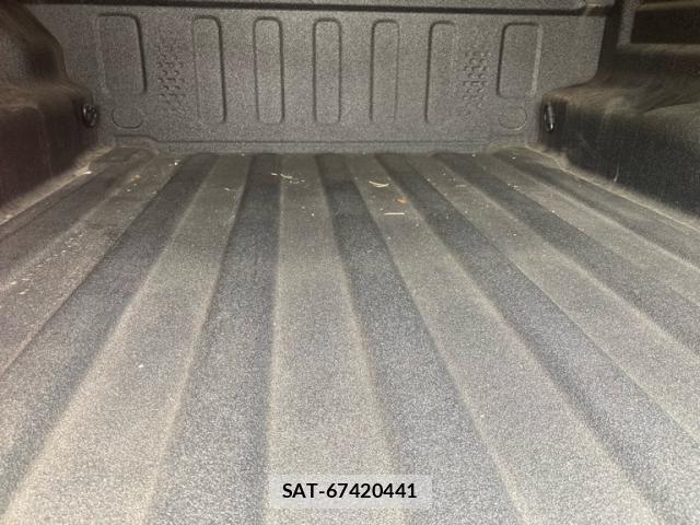 Jeep GLADIATOR 2022-05 8130661-12