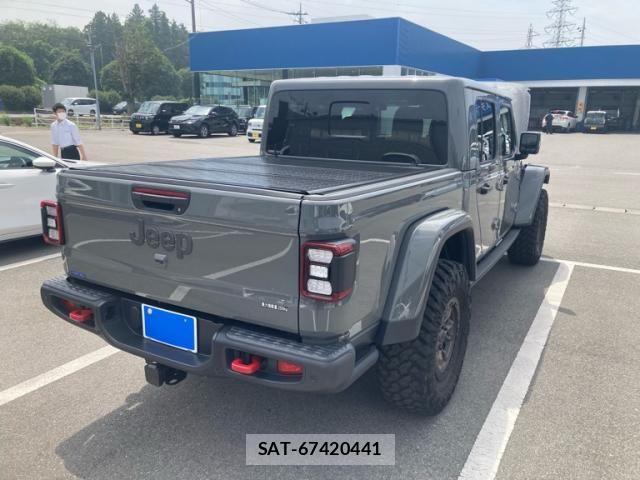 Jeep GLADIATOR 2022-05 8130661-4