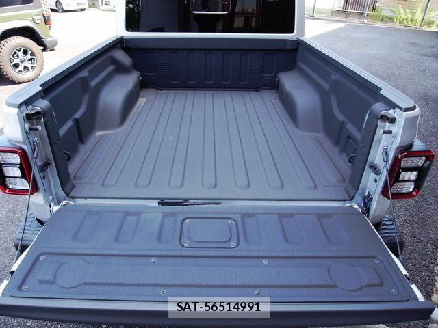 Jeep GLADIATOR 2022-08 8666294-3