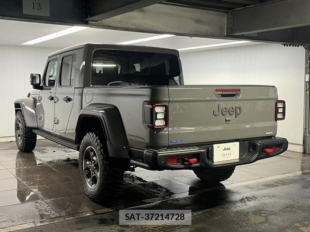 Jeep GLADIATOR 2024-09 8742895-2