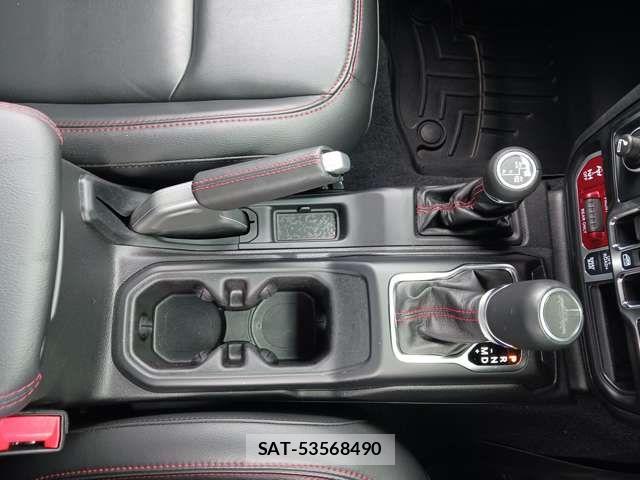 Jeep GLADIATOR 2022-10 8849408-17