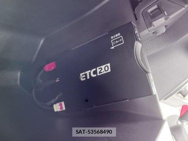 Jeep GLADIATOR 2022-10 8849408-19
