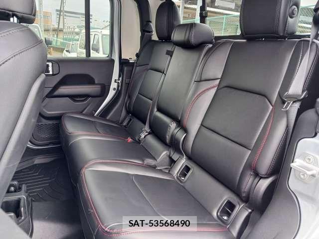 Jeep GLADIATOR 2022-10 8849408-6