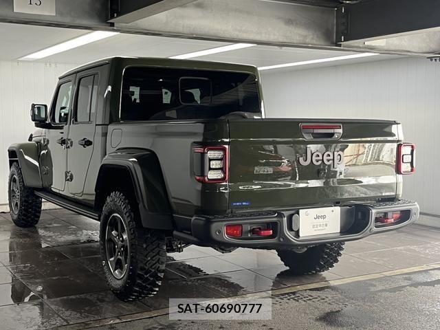 Jeep GLADIATOR 2025-08 8880205-2