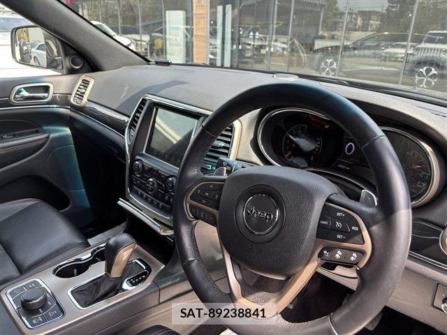 Jeep GRAND CHEROKEE 2016-12 1072355-23