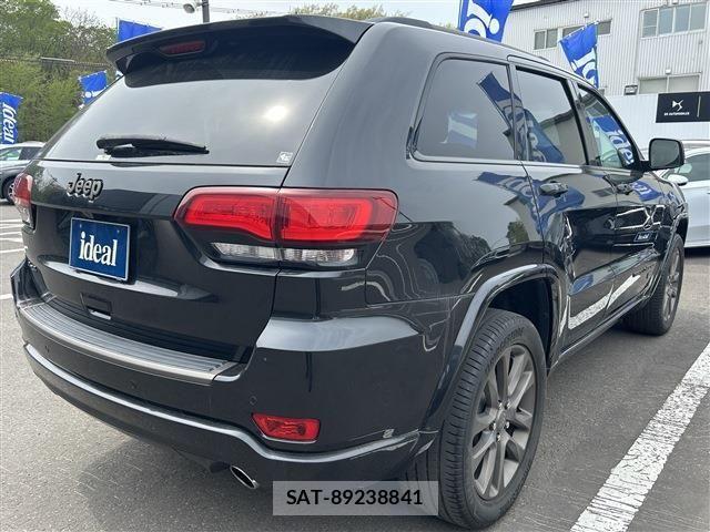Jeep GRAND CHEROKEE 2016-12 1072355-4