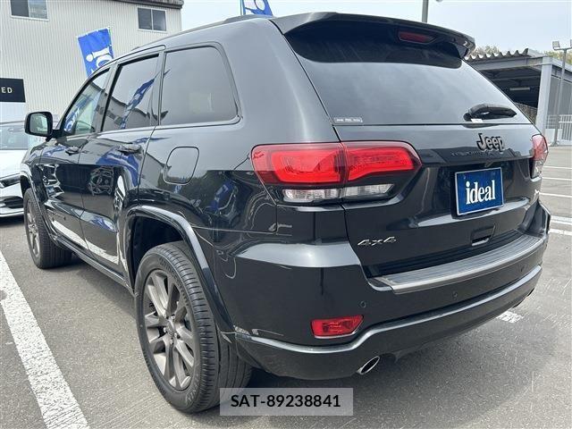 Jeep GRAND CHEROKEE 2016-12 1072355-6