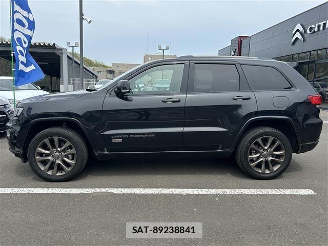Jeep GRAND CHEROKEE 2016-12 1072355-7