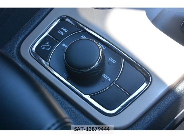 Jeep GRAND CHEROKEE 2016-03 1174594-12