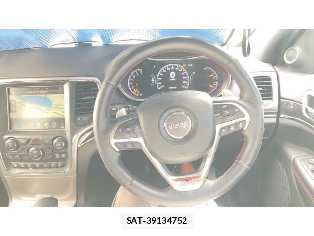 Jeep GRAND CHEROKEE 2017-06 1291878-15